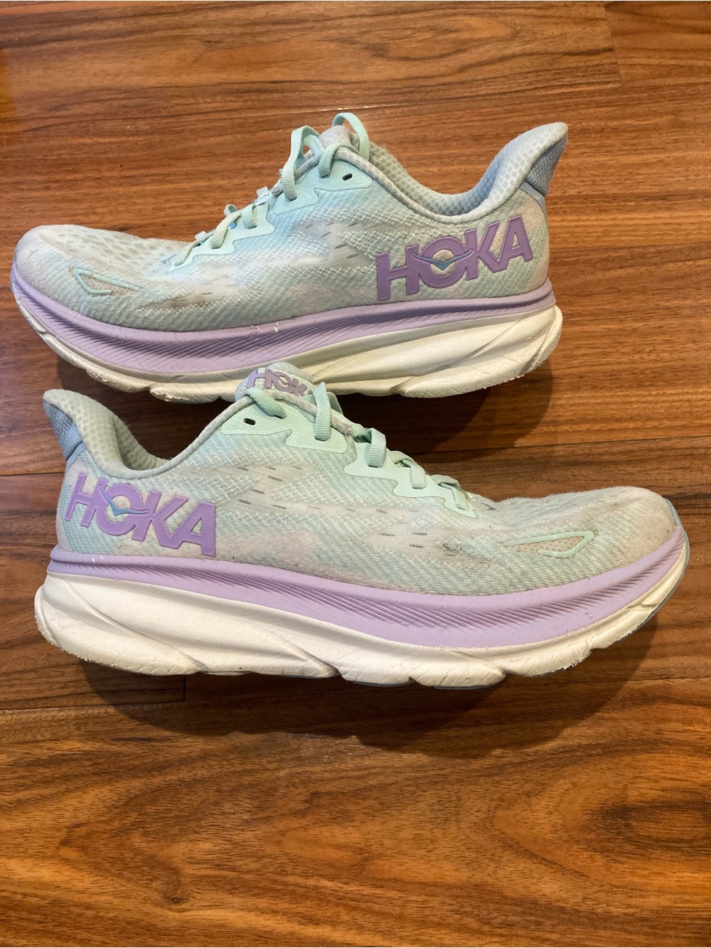 Hoka One Womens Clifton 9 Sneakers Size Aqua/Lavender Color Size 10.5B